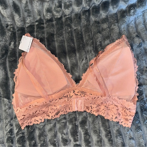 Anemone Pink Lace Bralette with Triangle Cups - Picture 2 of 3
